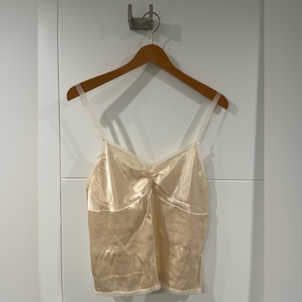 Victoria’s Secret Cream Camisole Top, Medium, NWOT.